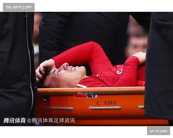 通讯：从重伤到复出，曼联后卫利桑德罗的六个月康复之路。